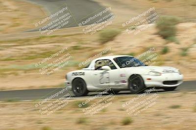 media/Jun-01-2025-CalClub SCCA (Sun) [[eae223c5dd]]/Group 5/Qualifying/